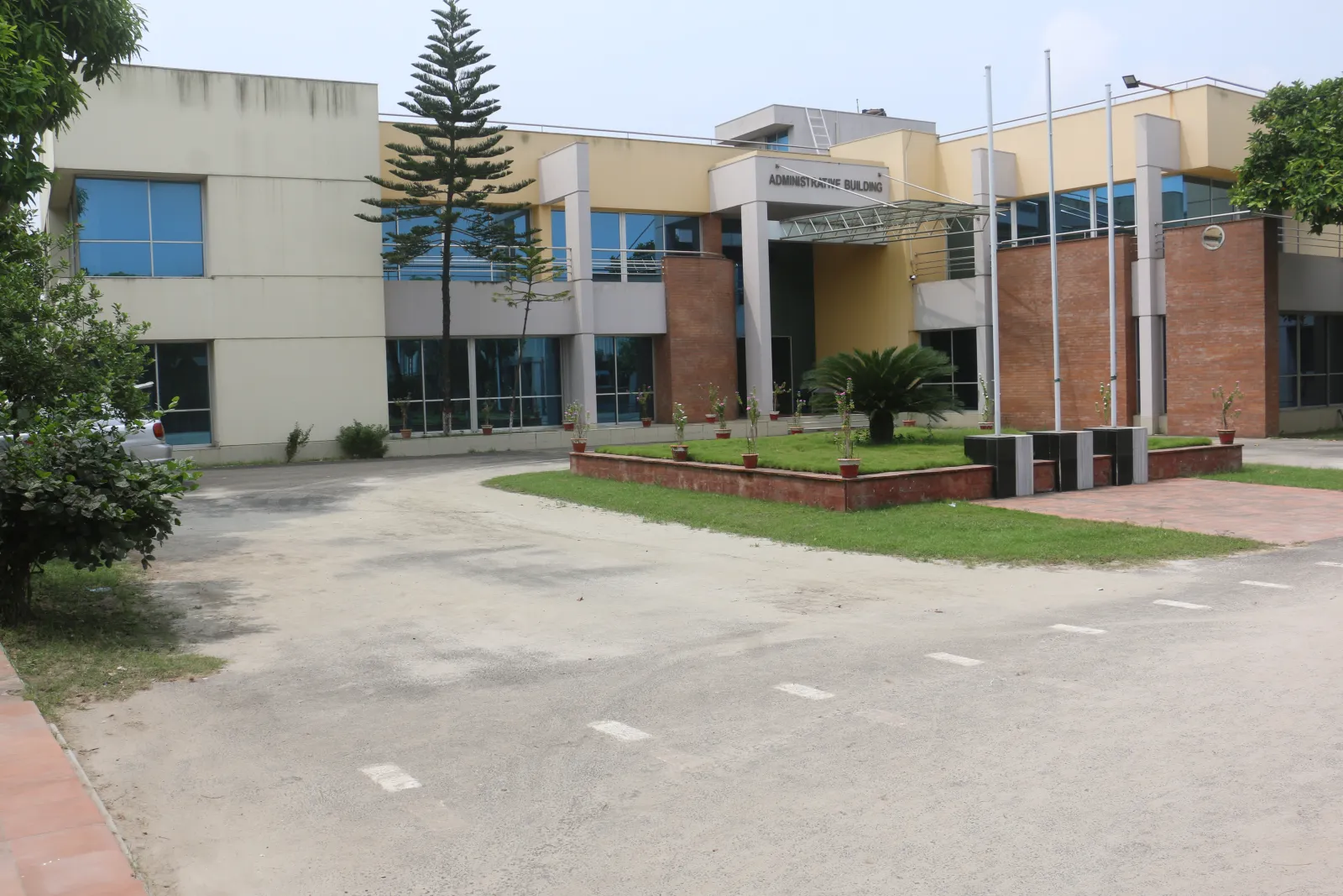 Wahab Jute Mills facility — calculating the landed cost of a jute import